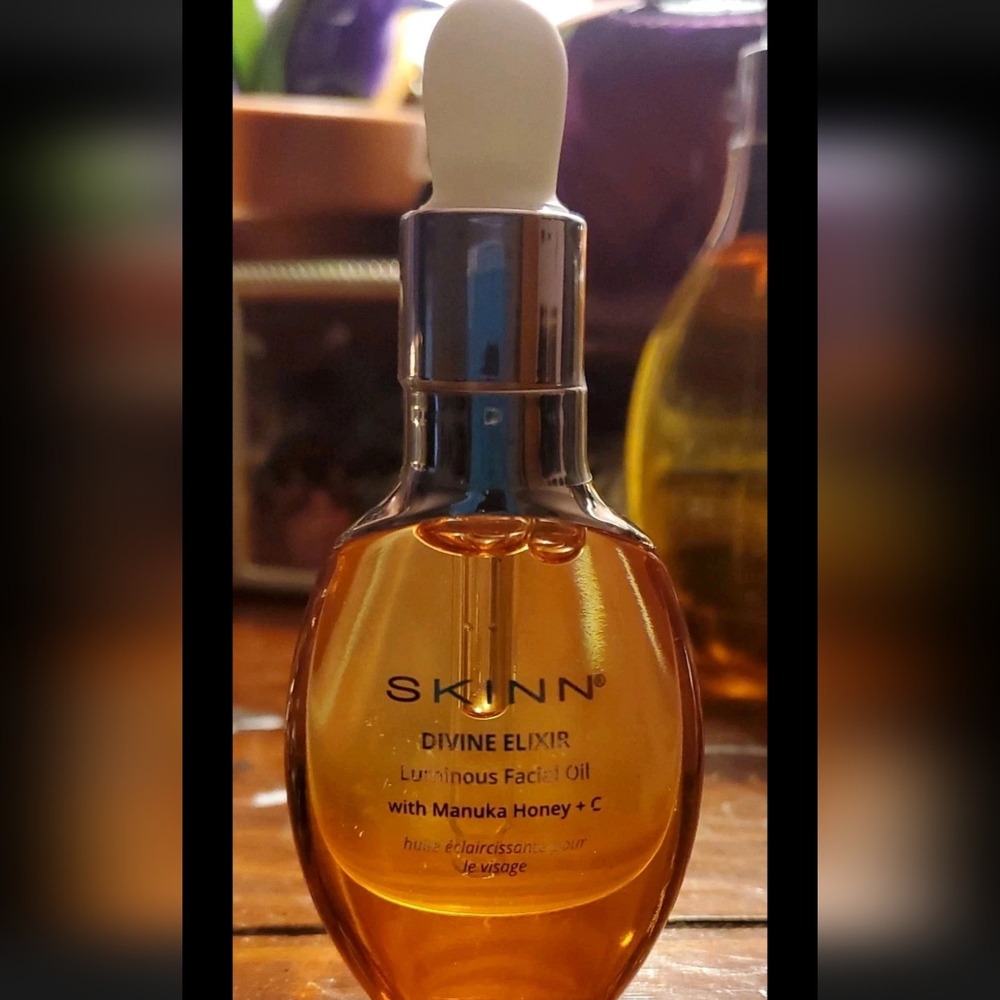 Skinn Divine Elixir - Manuka Honey Luminous Skin Oil - 0.5 Oz Sealed MINI